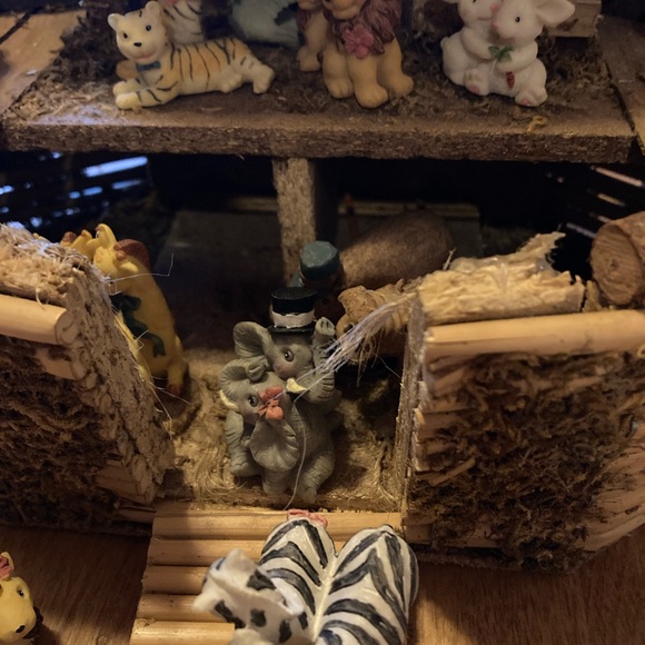 Noah's Ark - Picture 5 of 15